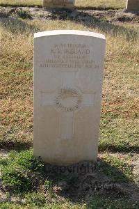 Ismailia War Memorial Cemetery - Ireland, Robert Edward